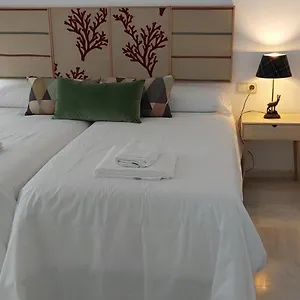 https://el-2-de-flamenco-1b.hotelsincadiz.net